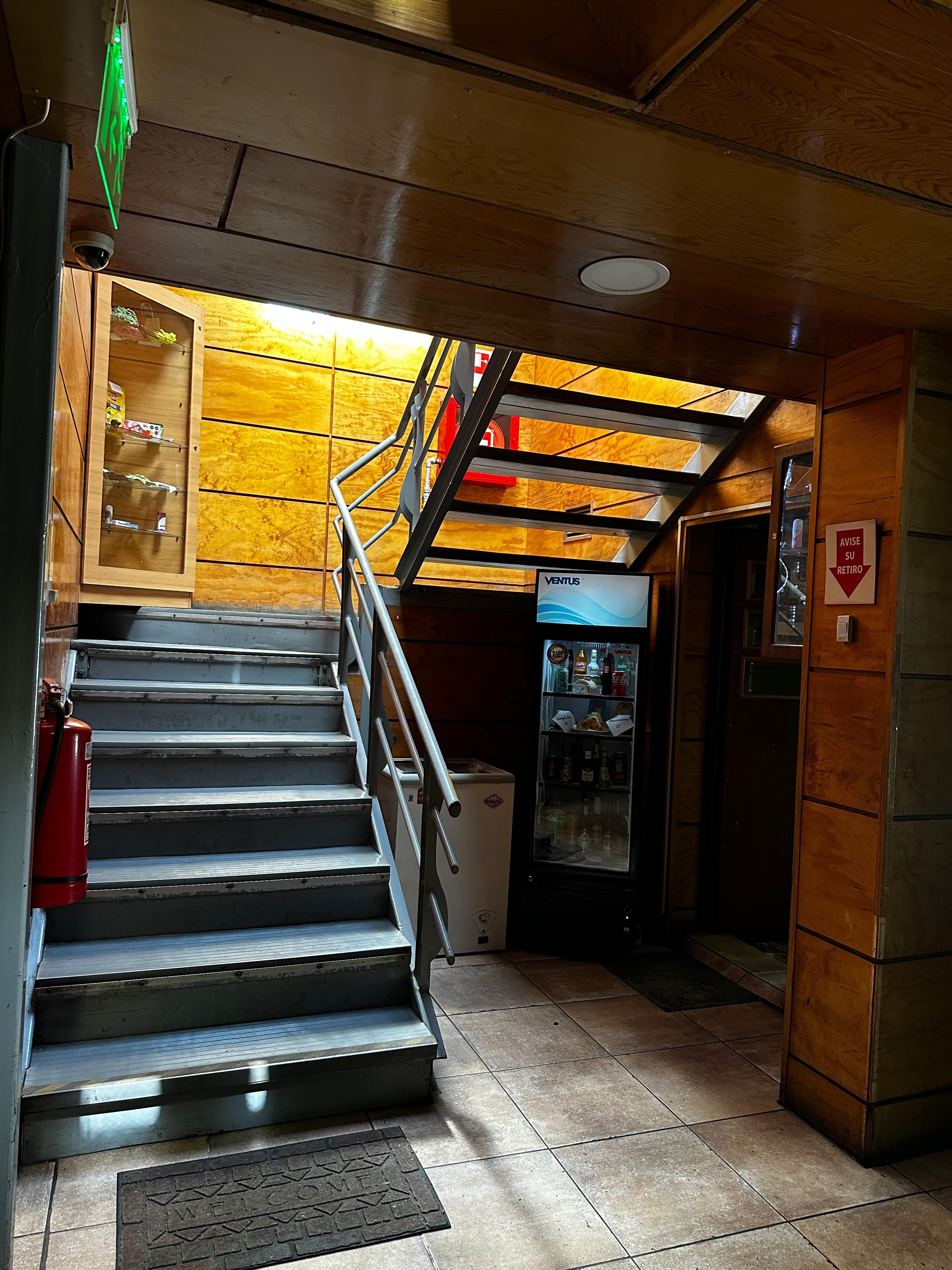 Escalera interior principal (Vista 2)